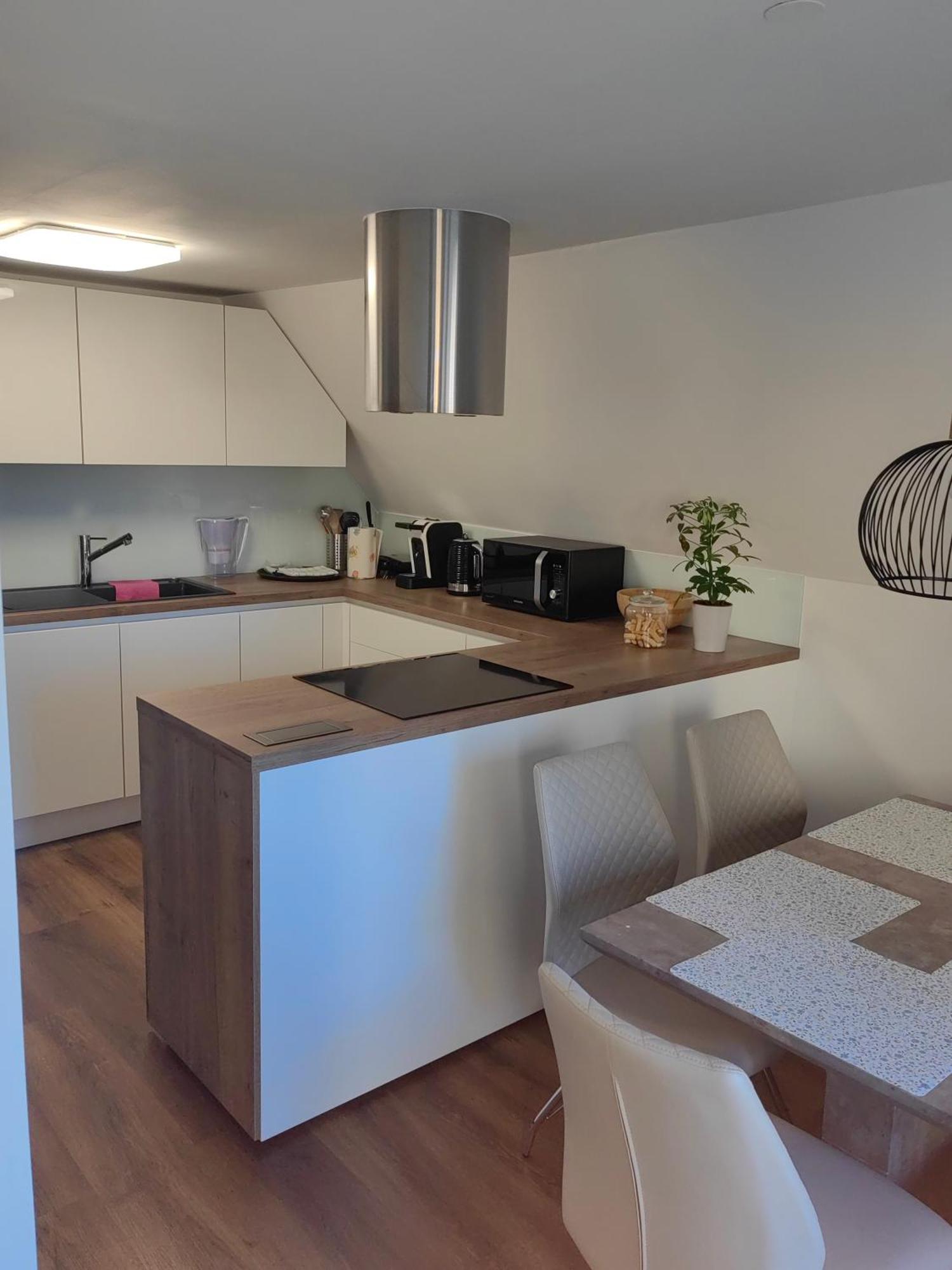 Appartement Sana à Postojna Extérieur photo