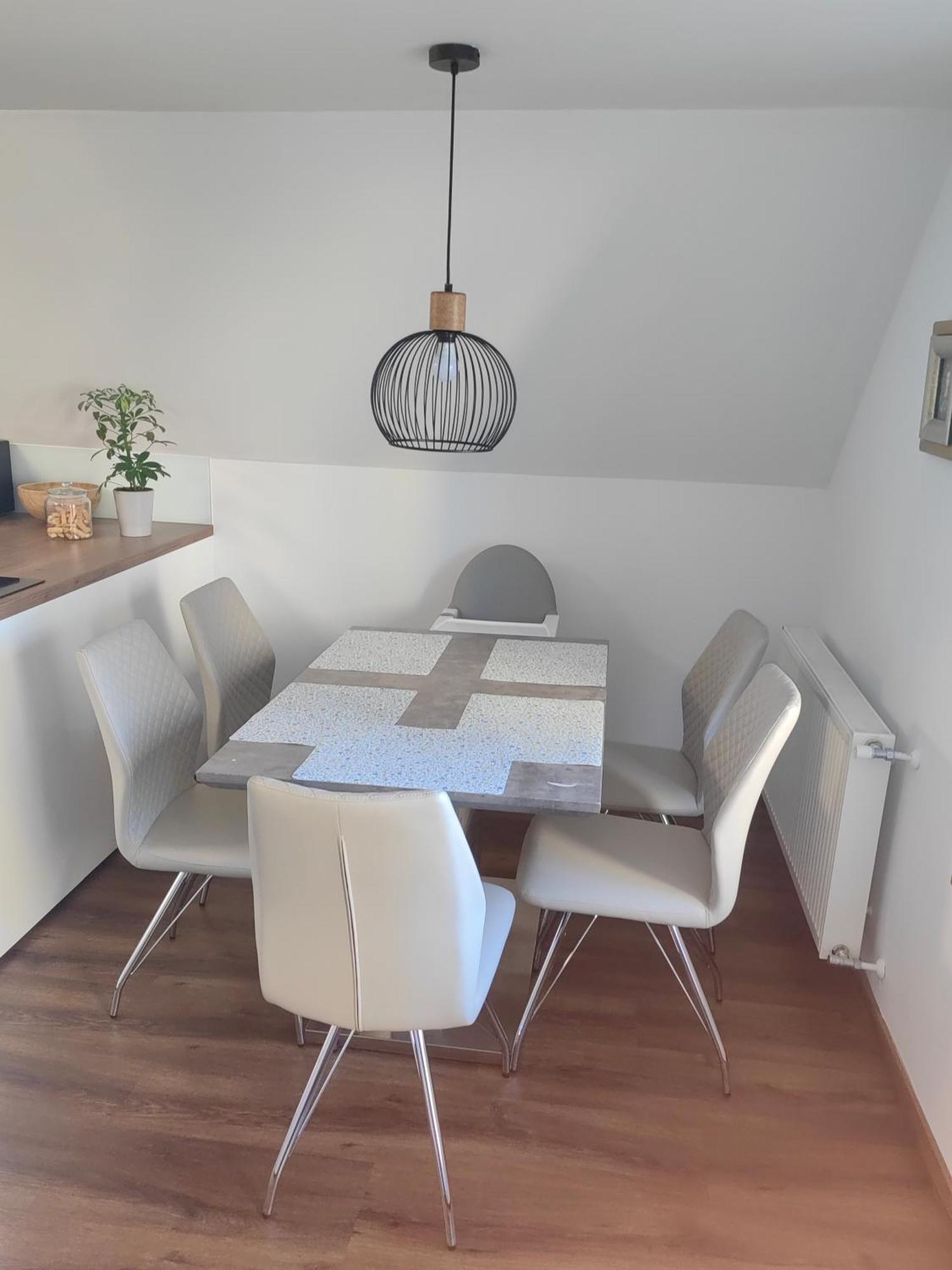 Appartement Sana à Postojna Extérieur photo